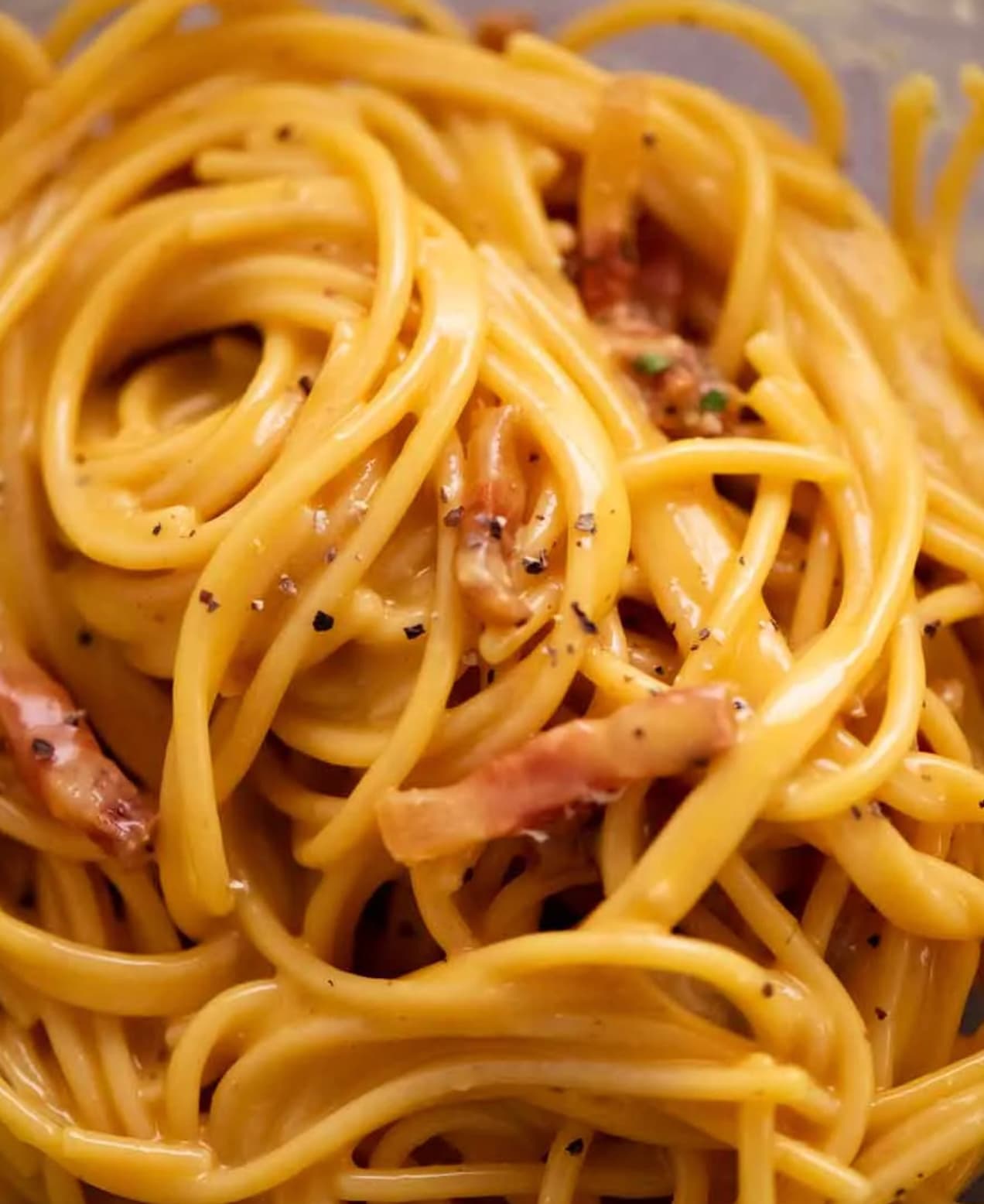 Classic Spaghetti Carbonara